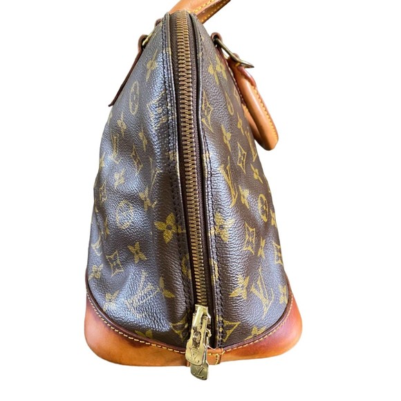 Louis Vuitton Monogram Alma PM - Picture 5 of 9